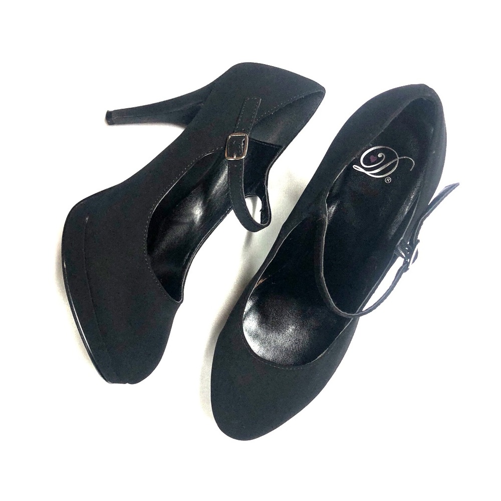 Heart in D Black Faux Suede Platform Heels